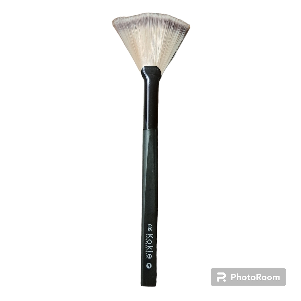 Kokie Professional Precision Blush Brush BR619 New With Box